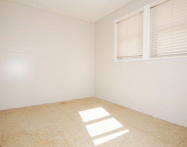 3308 Sacramento Avenue - Photo Thumbnail 19