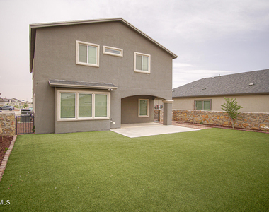 1077 Indigo Sky Street - Photo Thumbnail 34