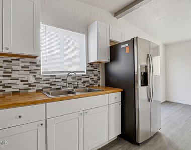 580 Chula Vista Street - Photo Thumbnail 15