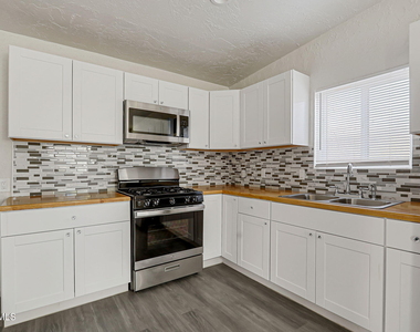 580 Chula Vista Street - Photo Thumbnail 21