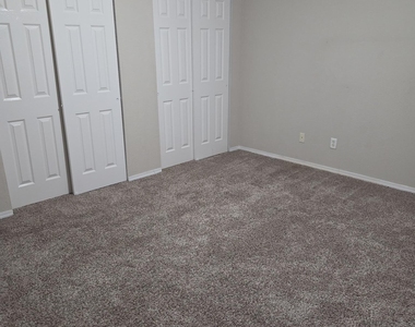 2988 Tierra Cortez Avenue - Photo Thumbnail 22