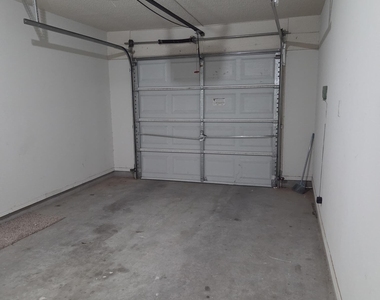 2988 Tierra Cortez Avenue - Photo Thumbnail 21