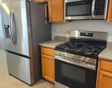 2988 Tierra Cortez Avenue - Photo Thumbnail 3