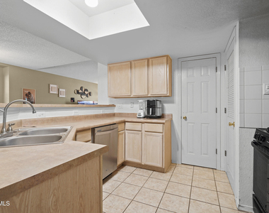 5009 Cedar Sands Lane - Photo Thumbnail 22