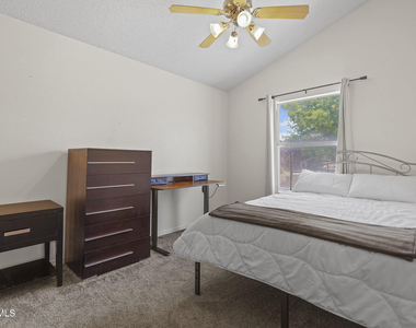 5009 Cedar Sands Lane - Photo Thumbnail 13