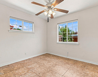 6340 Modesta Street - Photo Thumbnail 12