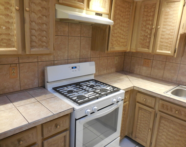 3110 Isla Marino Street - Photo Thumbnail 4