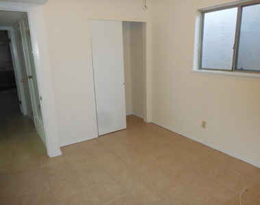 3110 Isla Marino Street - Photo Thumbnail 15