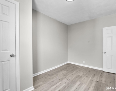 106 Birch Street - Photo Thumbnail 9