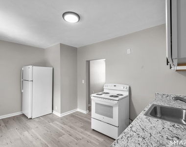 106 Birch Street - Photo Thumbnail 2
