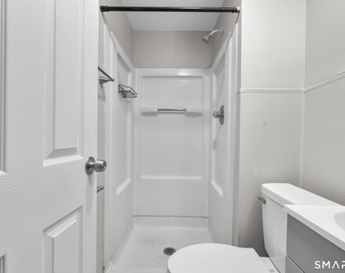 106 Birch Street - Photo Thumbnail 10
