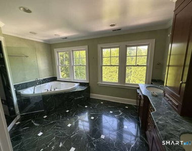 6 Sherwood Farms Lane - Photo Thumbnail 14