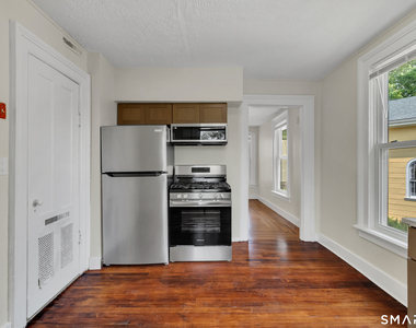 7 University Place - Photo Thumbnail 1