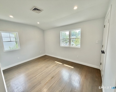 66 Campfield Drive - Photo Thumbnail 10