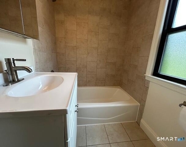 34 Prospect Street - Photo Thumbnail 4