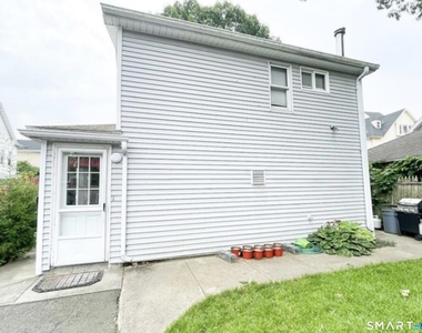 46 Clark Street - Photo Thumbnail 14
