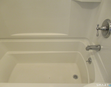 114 Bennett Street - Photo Thumbnail 14