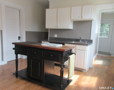 114 Bennett Street - Photo Thumbnail 4