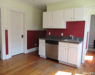112 Bennett Street - Photo Thumbnail 5