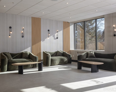 540 Bond Street - Photo Thumbnail 1