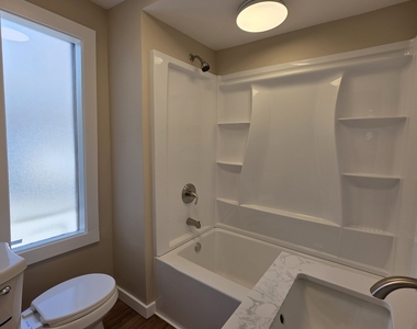 14 Smith Street - Photo Thumbnail 6