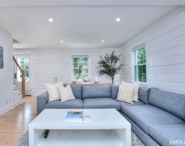 537 Penfield Road - Photo Thumbnail 14