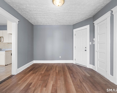 66 Standish Street - Photo Thumbnail 8