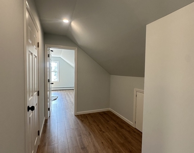 20 Parker Avenue - Photo Thumbnail 12