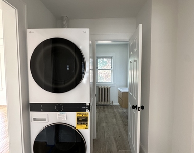 20 Parker Avenue - Photo Thumbnail 8