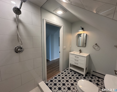 20 Parker Avenue - Photo Thumbnail 15