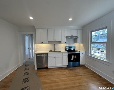 18 Parker Avenue - Photo Thumbnail 2