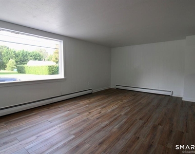 525 Boston Post Road - Photo Thumbnail 2
