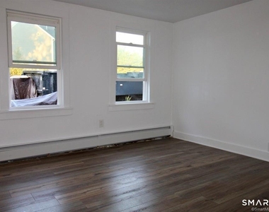 525 Boston Post Road - Photo Thumbnail 11