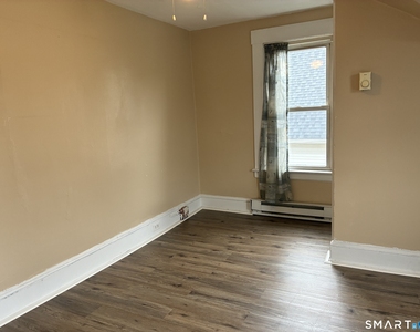 192 Liberty Street - Photo Thumbnail 2