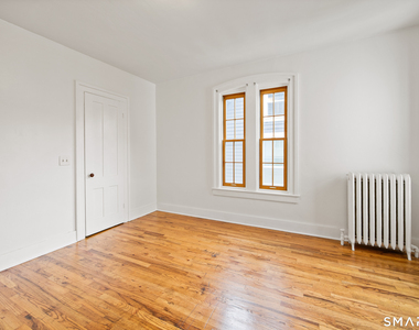 226 Meadow Street - Photo Thumbnail 6