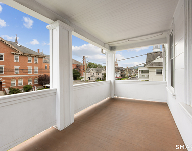 226 Meadow Street - Photo Thumbnail 5