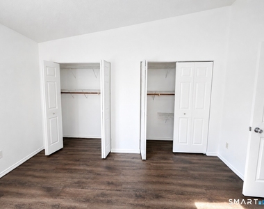 309 Terrace Avenue - Photo Thumbnail 22