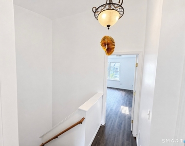 309 Terrace Avenue - Photo Thumbnail 18
