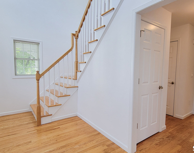 65 East Avenue - Photo Thumbnail 4