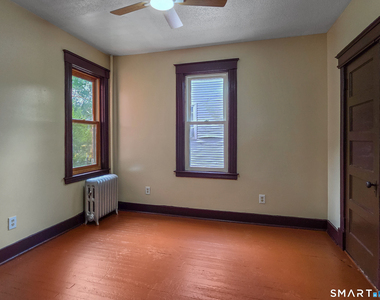 2-4 Mortson Street - Photo Thumbnail 15