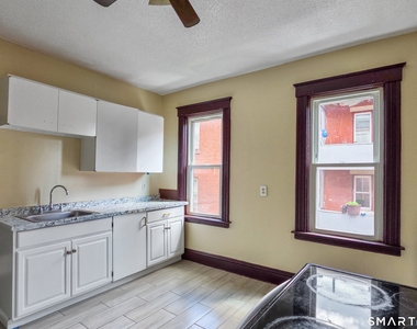 2-4 Mortson Street - Photo Thumbnail 7