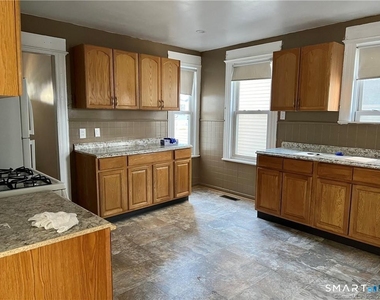265 Bunnell Street - Photo Thumbnail 1