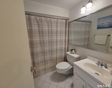 1525 Putnam Avenue - Photo Thumbnail 11
