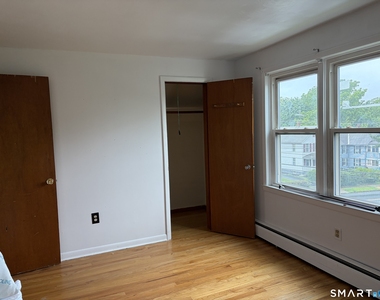 510 Liberty Street - Photo Thumbnail 8