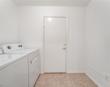 5389 Progresso Street - Photo Thumbnail 25