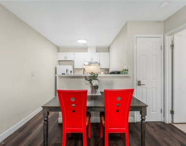3602 Gaylord Drive - Photo Thumbnail 2