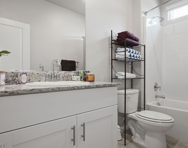 73 Hawk Avenue - Photo Thumbnail 15