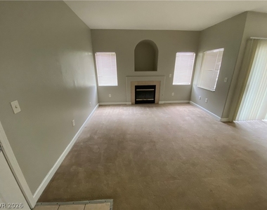 8250 N Grand Canyon Drive - Photo Thumbnail 2