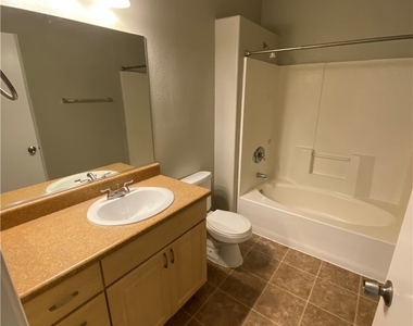 8250 N Grand Canyon Drive - Photo Thumbnail 7
