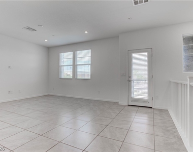929 Kyanite Lane - Photo Thumbnail 3